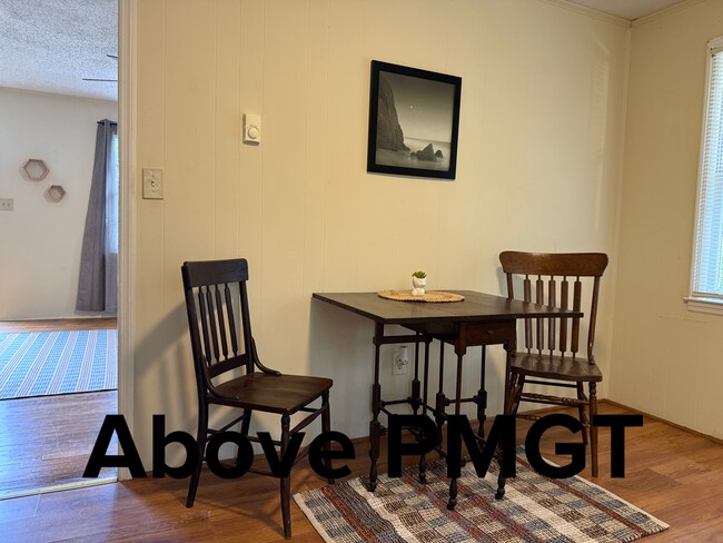 Photo - 367 Sequoia Dr