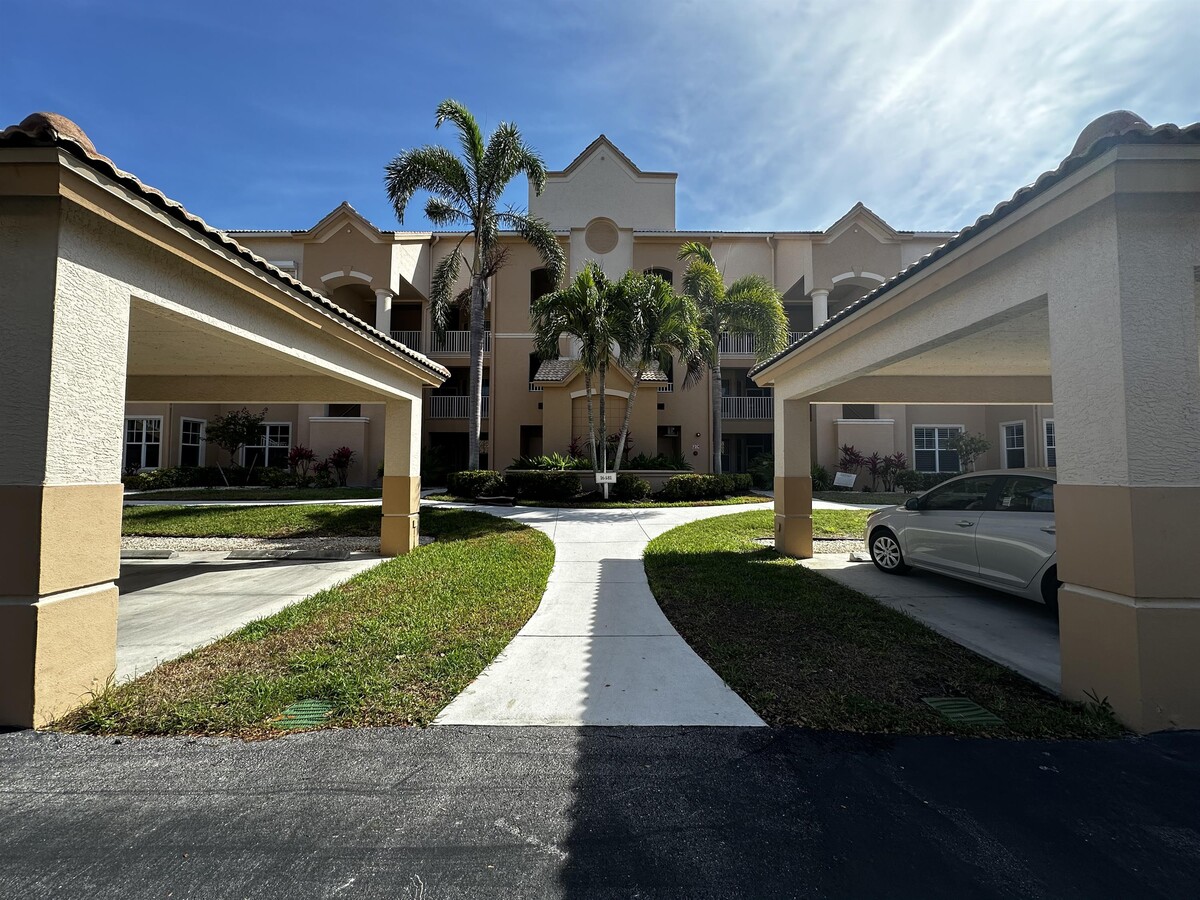 Photo - 16481 Millstone Cir Townhome