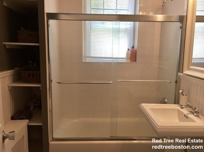 Photo - 1 Commonwealth Ct Unidad 1