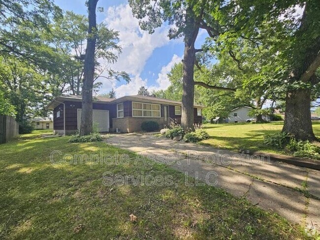 Building Photo - 6174 Pennsylvania St Rental