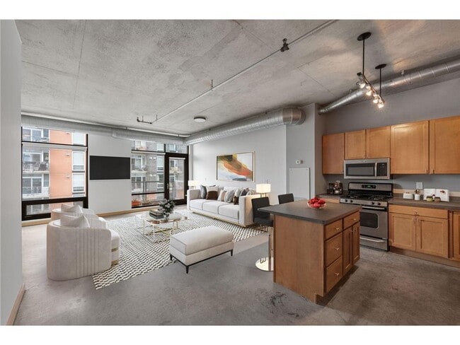 Building Photo - 720 N 4th St Unit 303