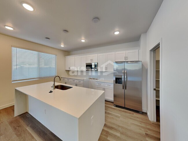 Photo - 12532 W Flynn Ln