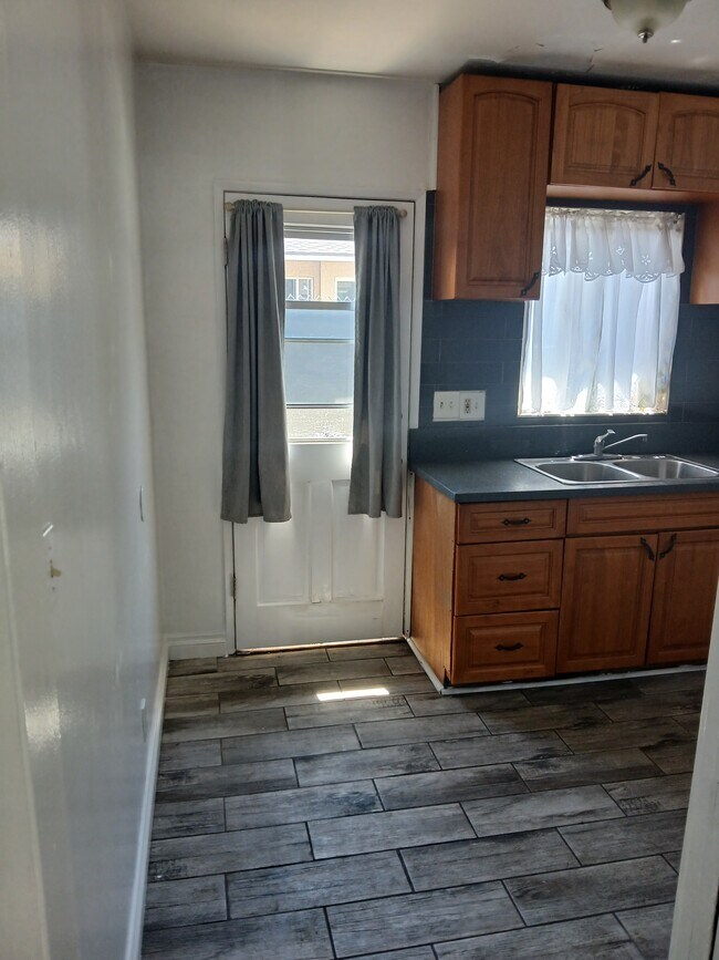 8141 6th St Unidad B
