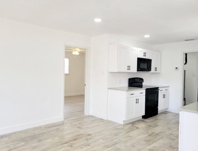 Photo - 9765 Montana Ct