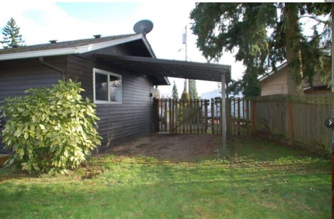 Photo - Truly adorable and private 3 bed rambler in great neighborhood in the heart of Kent.