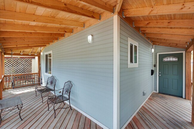 Photo - Adorable rebuilt home in Old Colorado City