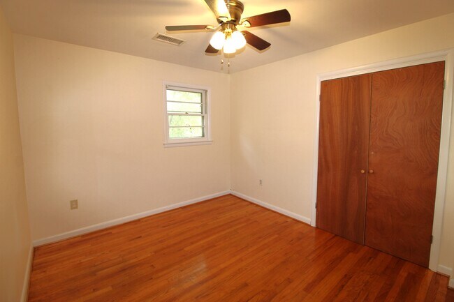 Photo - 1540 Manor Blvd