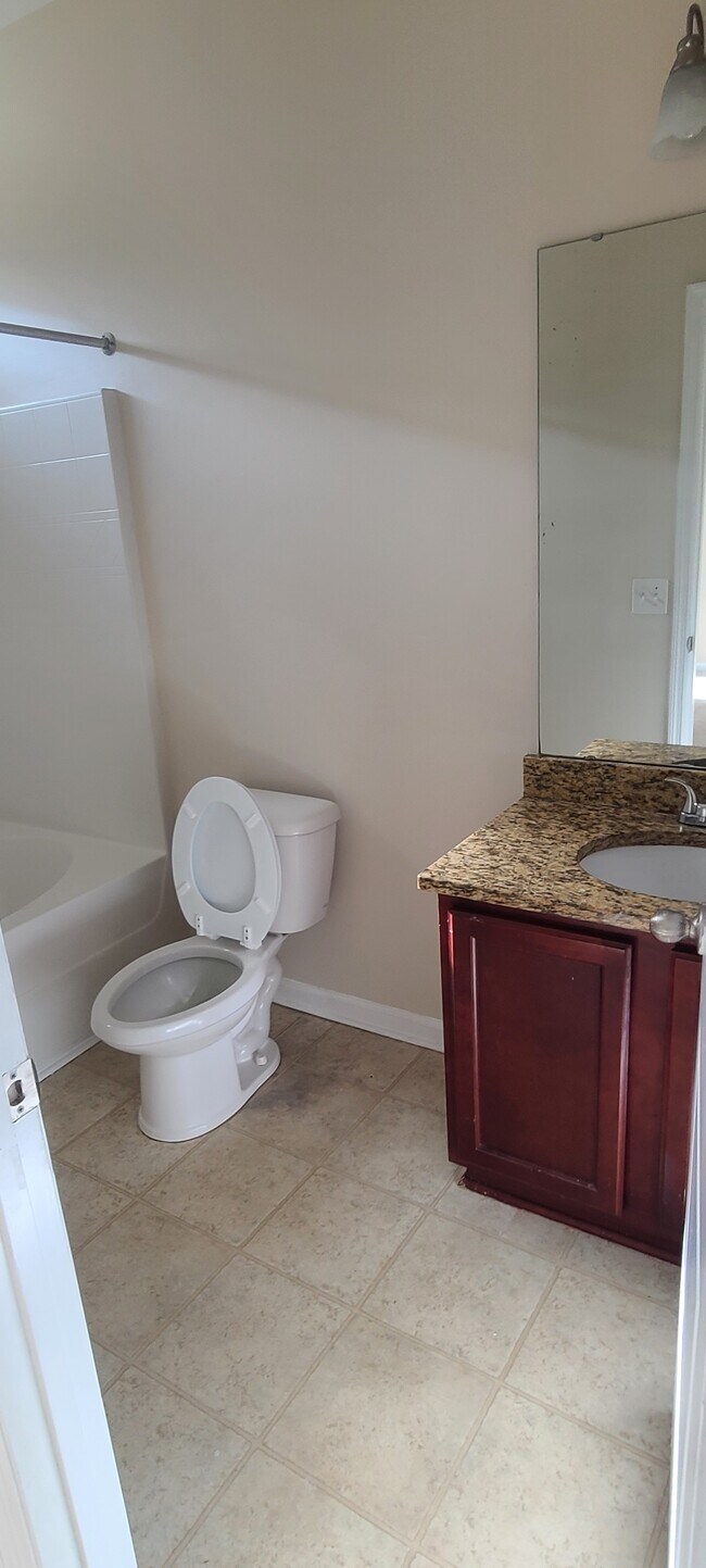 Photo - 327 Flyway Rd