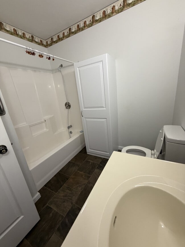 216 Compton Ln