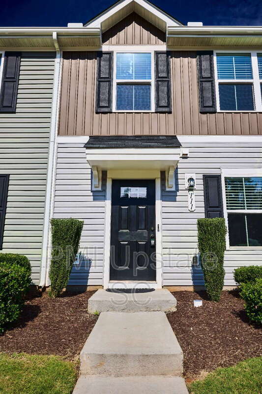 Photo - 111 Fernside Ct