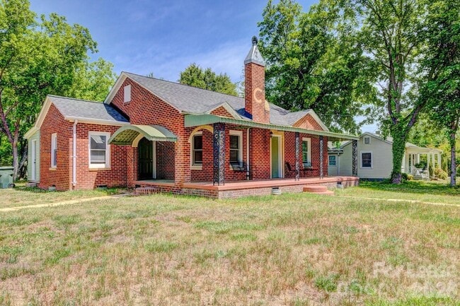 Building Photo - 1006 Delview Rd