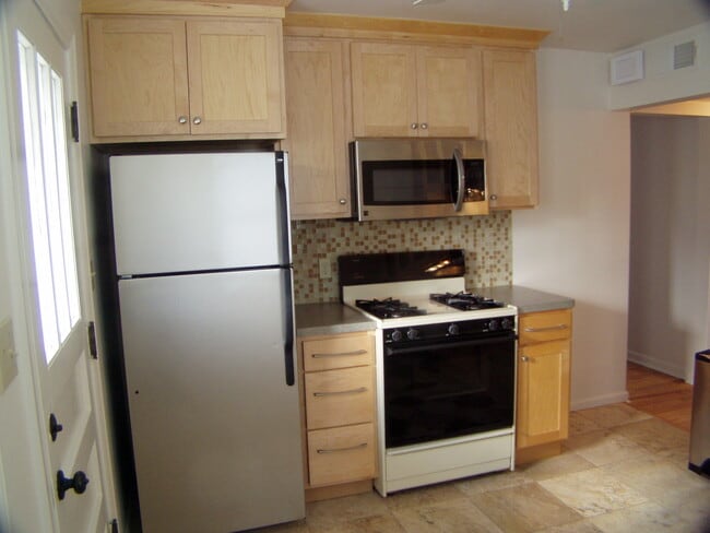 Kitchen 2