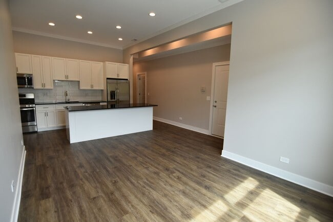 Photo - 3212 N Halsted St Unit 3212-1