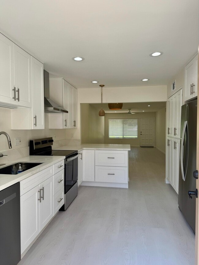 Photo - 47965 Oasis Ct