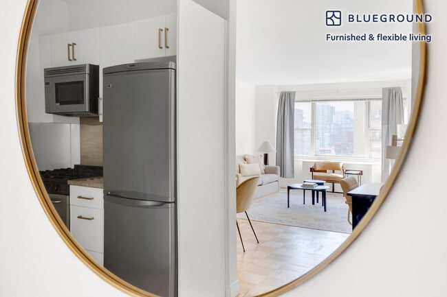 Photo - 30 Park Ave Unit FL12-ID747