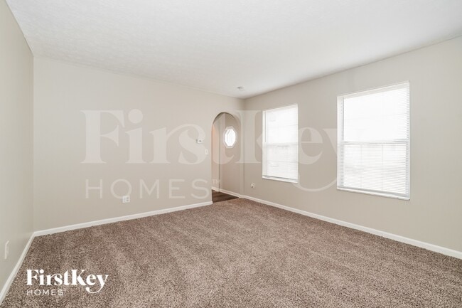 Photo - 391 Oak Village Dr