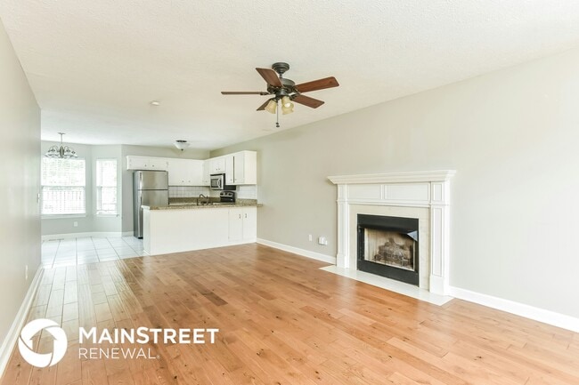 Photo - 610 Hogan Dr