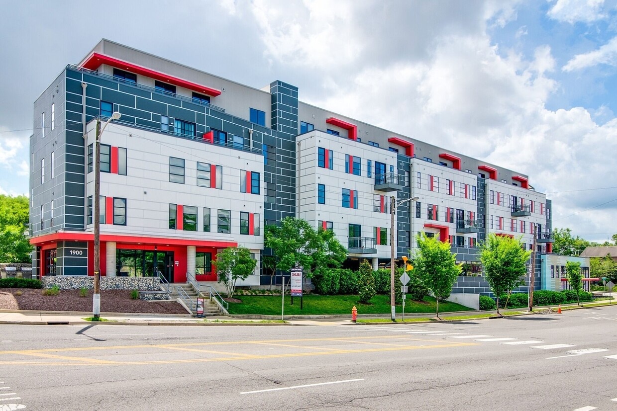 Photo - 1900 12th Ave S (Nashville, TN)