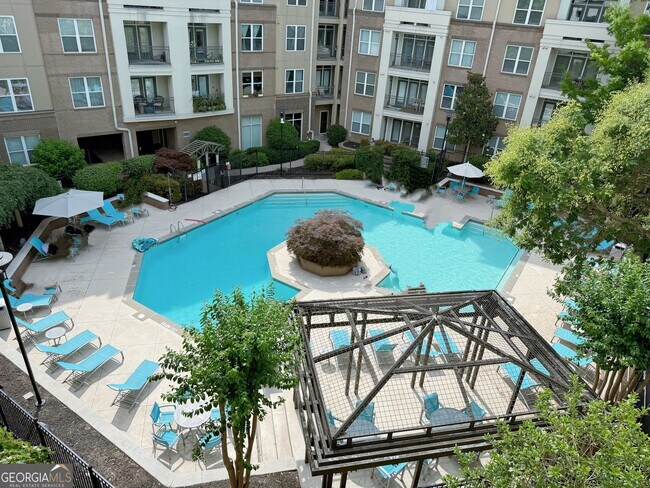390 17th St NW Unidad 5027