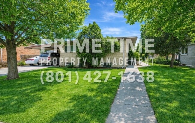 Building Photo - Weber Triplex Unit Weber - 1459