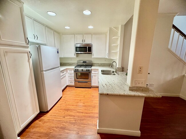 Photo - Beautiful 2 Story, 2 Bedroom plus Large Loft Condo in Aliso Viejo