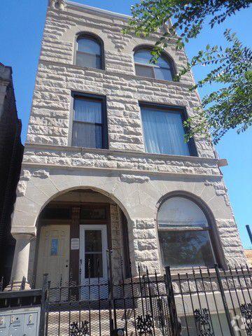 Building Photo - 3 bedroom in Chicago IL 60647 Unit 2 Rental