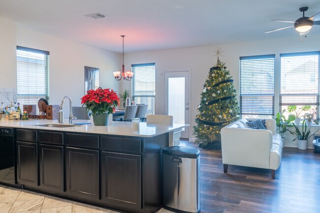 Photo - 14101 James Garfield St