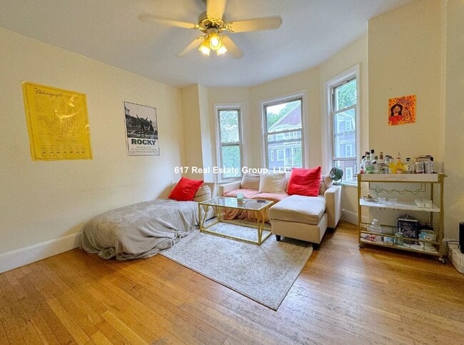 Photo - Large 4 bed 2 bath in a prime location in Coolidge Corner.