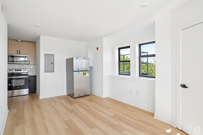 Studio - 500SF - Living Room