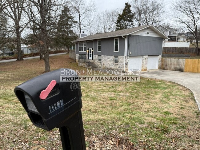 Photo - 11105 Lake Hills Dr