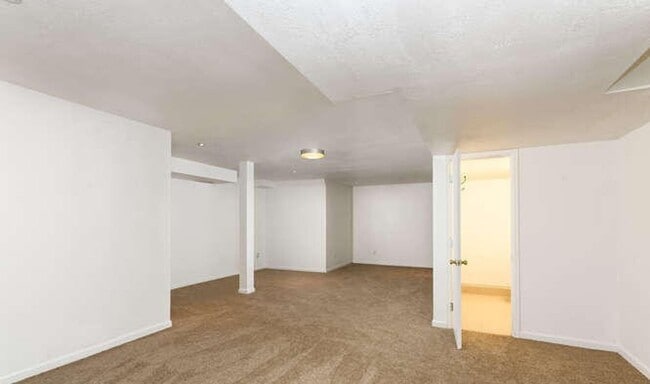 Photo - 1608 Crawford Way Unit Main House