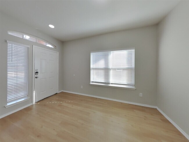 Photo - 2823 Arica Ln