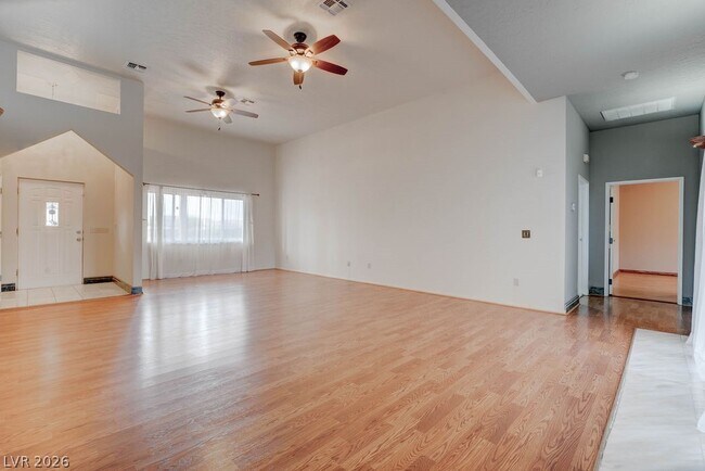 Photo - 4880 Dorrell Ln