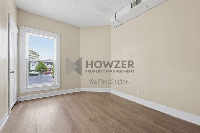 16 Chester Ave Unit 16