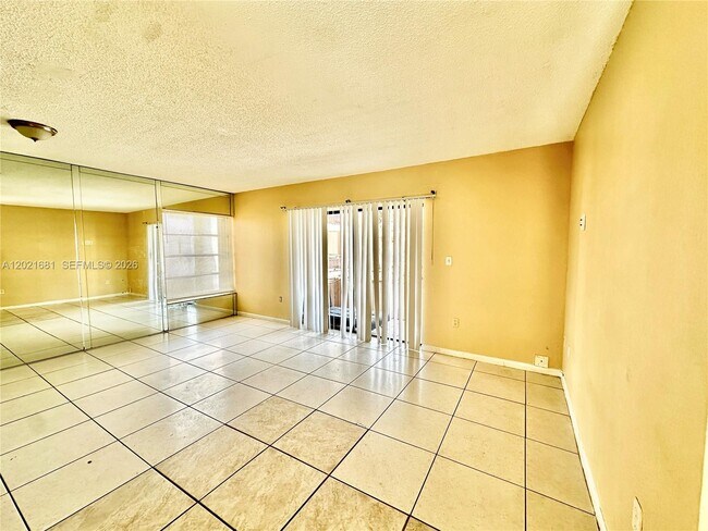 Photo - 17650 NW 68th Ave Unit A2005
