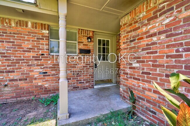 Photo - 977 Barkley Cir