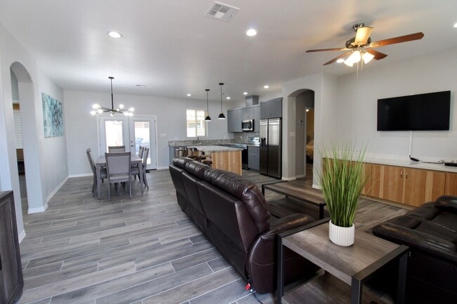 Photo - 3 bedroom home in the Yuma Valley