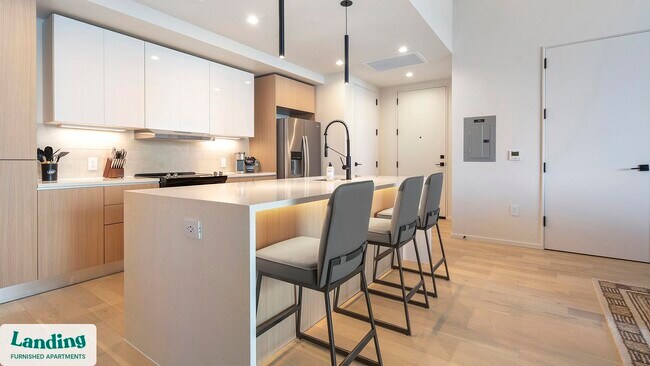 Photo - 143 E Commerce St Unidad 703.1411782