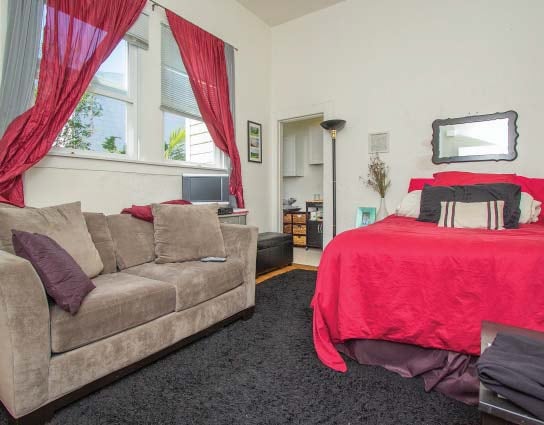 Photo - 1025 Steiner