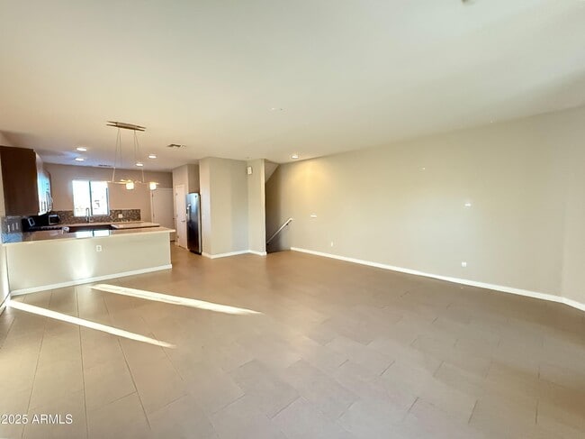 Photo - 7847 N 20th Glen