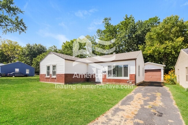 Photo - 649 Oakleaf Dr