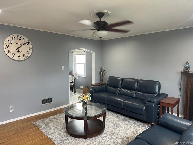 32 Terrace Pl