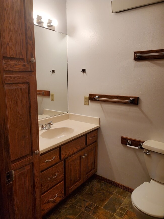 Photo - 1219 1st Ave SE