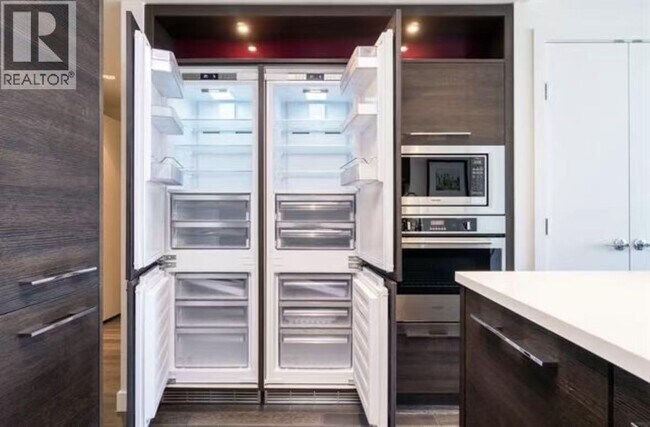 Photo - 7468 Lansdowne Rd Unit 1201