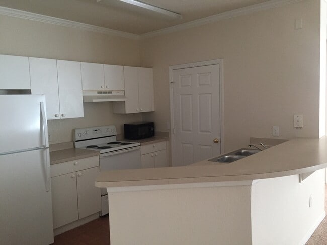 Building Photo - 3621CR#722(100) Unit 722