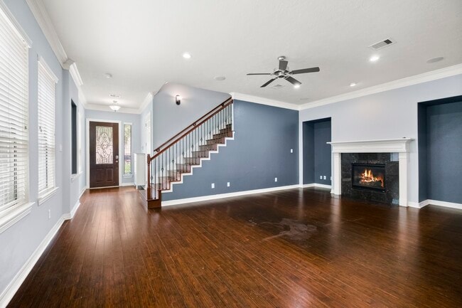 Photo - 3019 Royal Oaks Grove