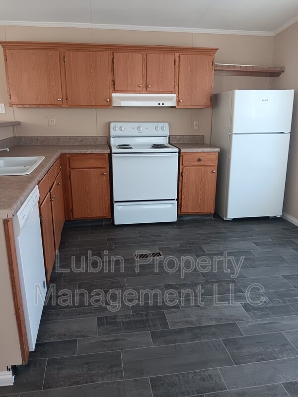 Photo - 72 Christopher Cir