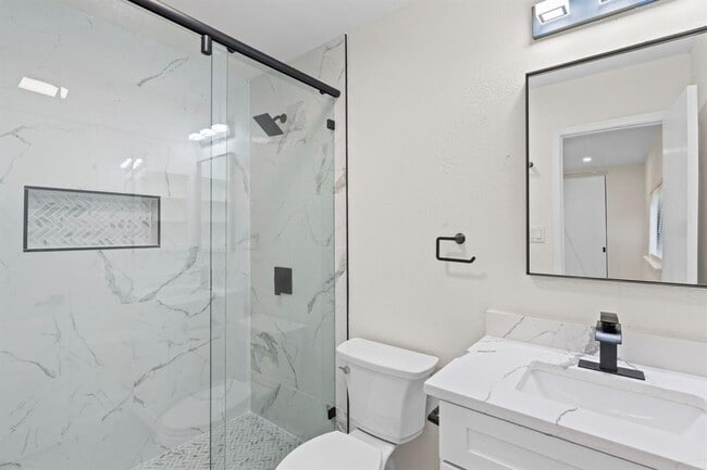 Photo - 2508 Dovemeadow Dr