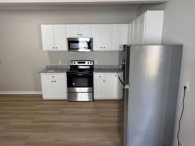 Photo - 817-821 Belleview Ave Unit 821 Belleview Ave