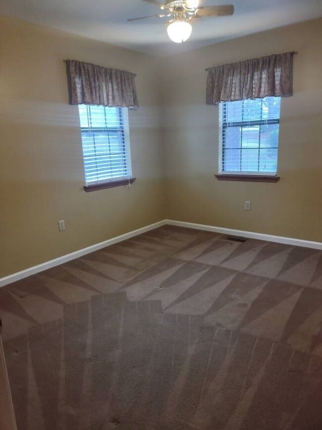 Photo - 3309 Tate Rd